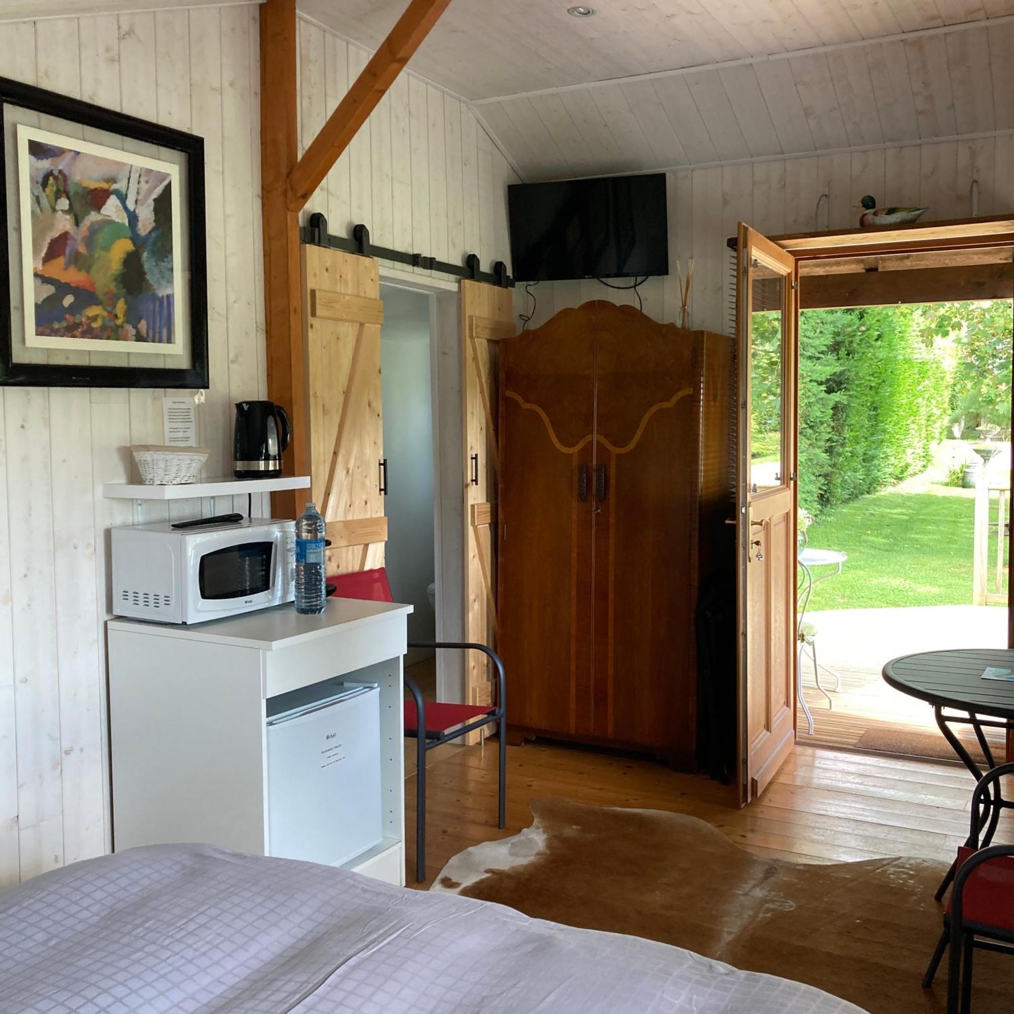 Chalet Colvert Beaufour-Druval Exterior photo